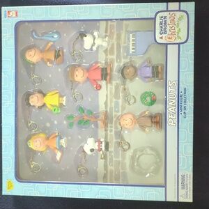 Peanuts A Charlie Brown Christmas - Mini Figure Clip-on Collection
